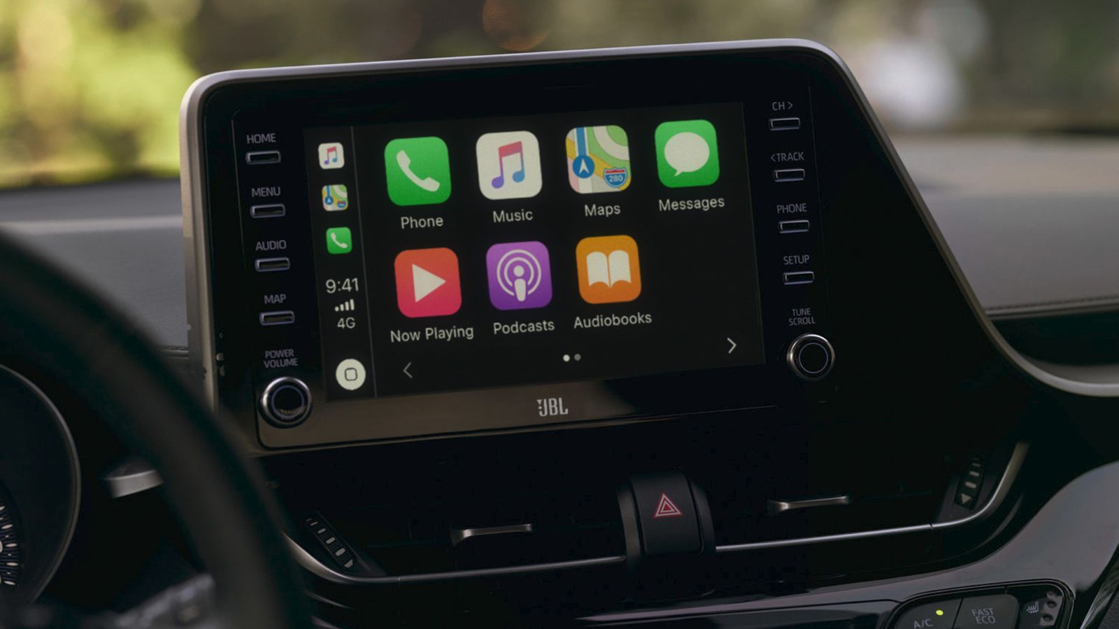 Μεγάλη (8άρα) οθόνη και συμβατότητα με AppleCar και AndroidAuto για το σύστημα πολυμέσων του Toyota C-HR